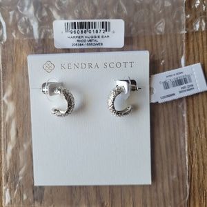 NWT Kendra Scott Harper Huggie Earrings